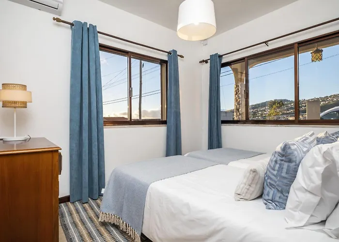 White Rabbit Ii By Homie 펜션 칼례타